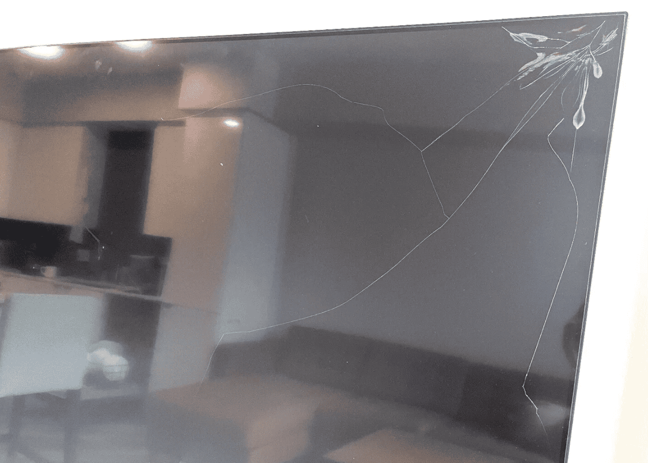 Cracked Hisense TV